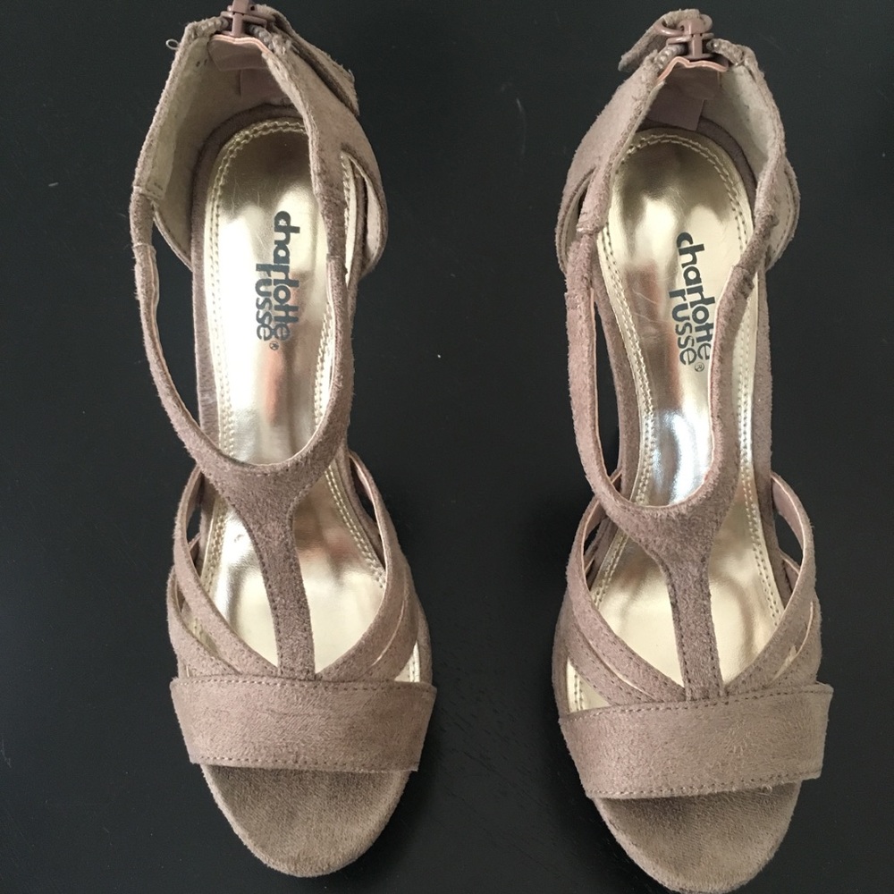 Nude Heels 🤩 - Picture 3 of 7